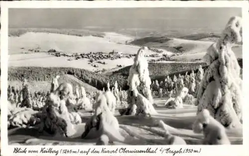 Ak Oberwiesenthal im Erzgebirge, Panorama, Blick vom Keilberg, Winter