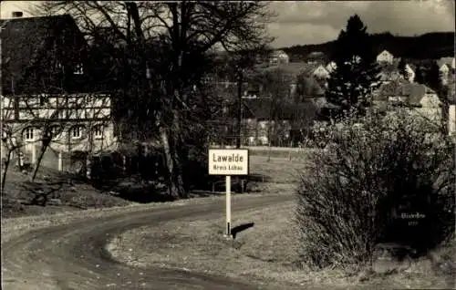 Ak Lawalde in der Lausitz, Teilansicht, Ortsschild