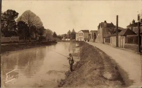 Ak Niort Deux Sèvres, Kanal Saint-Martin, Angler