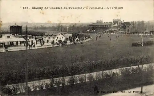 Ak Tremblay Val-d’Oise, Panorama, Les Tribunes