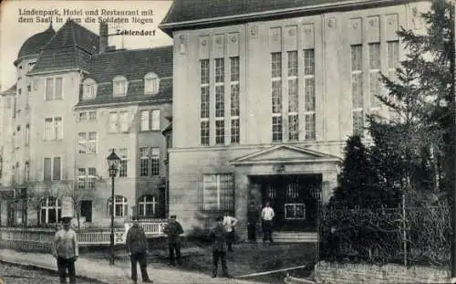 Ak Berlin Zehlendorf, Lindenpark Hotel und Restaurant mit dem Saal in dem die Soldaten liegen