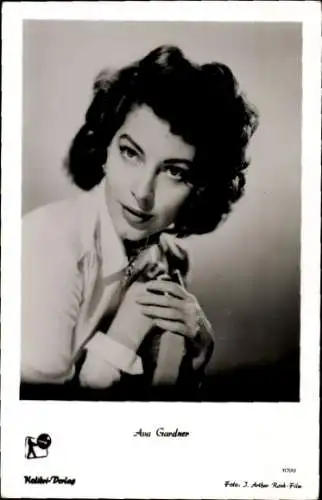 Ak Schauspielerin Ava Gardner, Portrait