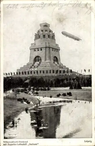 Ak Leipzig, Völkerschlachtdenkmal, Zeppelin-Luftschiff Sachsen, LZ 17