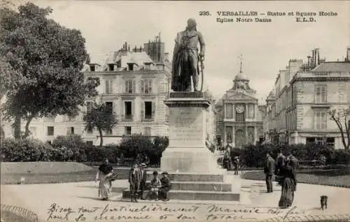 Ak Versailles Yvelines, Statue Hoche, Square Hoche, Eglise Notre Dame