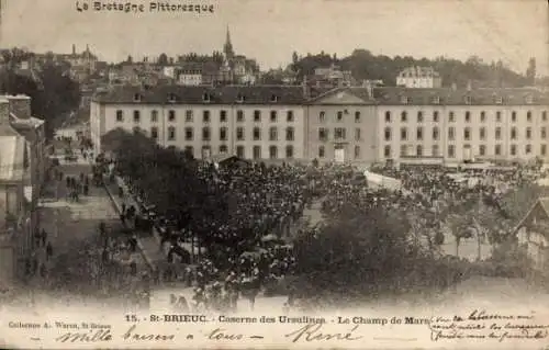 Ak Saint Brieuc Côtes d'Armor, Ursulinen-Kaserne, Champ de Mars