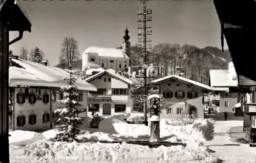 Ak Ruhpolding in Oberbayern, Dorfplatz, Winter