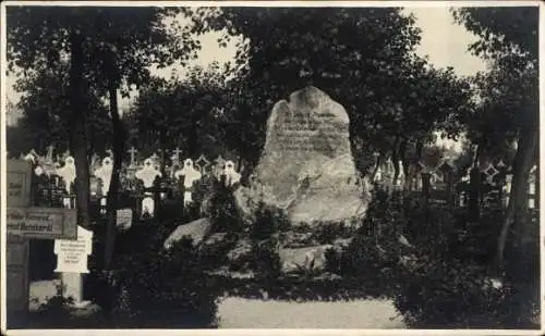 Foto Ak Friedhof, Denkmal, Gräber