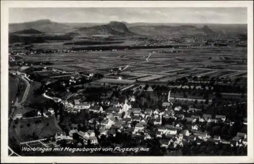 Ak Worblingen in Baden, Fliegeraufnahme, Hegaubergen