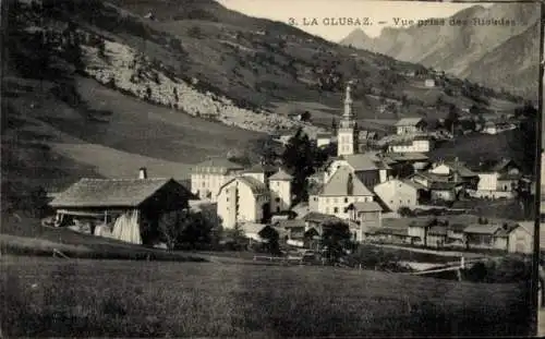 Ak La Clusaz Haute Savoie, Blick von Rioudes aus