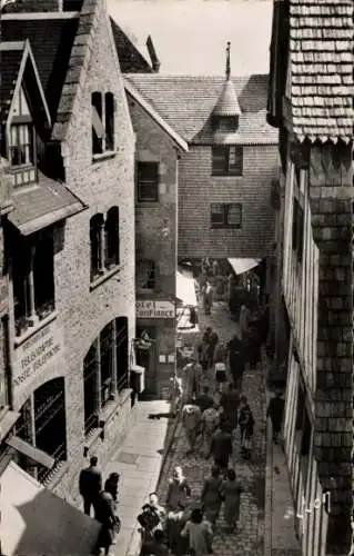 Ak Le Mont Saint Michel Manche, Straße, Postamt, Maison de l’Artichoke