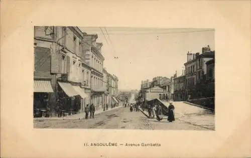 Ak Angoulême Charente, Avenue Gambetta