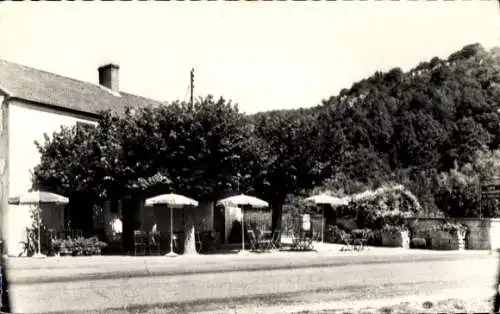 Ak Restaurant Au Sanglier, dans un cadre de verdure