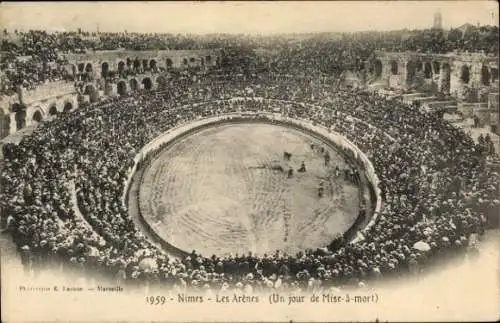 Ak Nimes, Stierkampf Arena, un jour de mise a mort