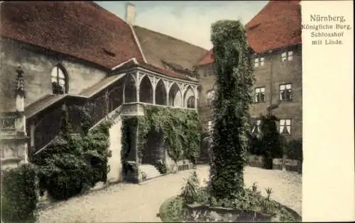 Ak Nürnberg in Mittelfranken, königliche Burg, Schlosshof, Linde