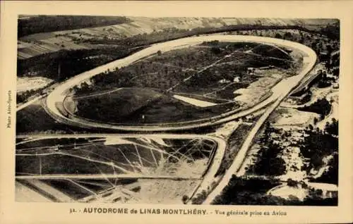 Ak Linas-Montlhery Autodrome, Gesamtansicht aus einem Flugzeug