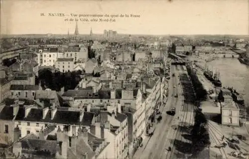 Ak Nantes Loire Atlantique, Panoramablick auf den Quai de la Fosse und die Stadt, Nordostküste