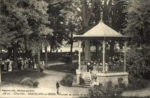 Ak Châtillon sur Seine Côte d’Or, Concert au Jardin