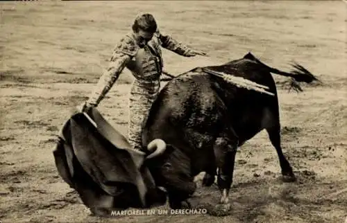 Ak Corrida de Toros, Martorell en un Derechazo