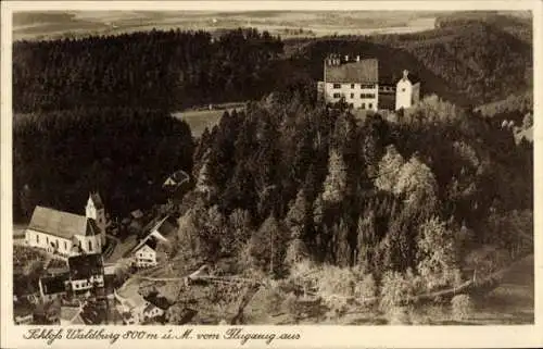 Ak Waldburg in Württemberg, Burg Waldburg, Flugzeugaufnahme