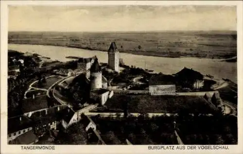 Ak Tangermünde an der Elbe, Burgplatz, Vogelperspektive