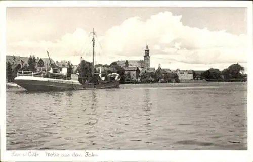 Ak Leer in Ostfriesland, Hafen, Boot, Turm, Hafenblick