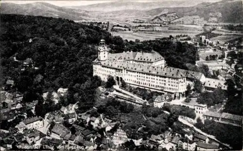 Ak Rudolstadt Thüringen, Fliegeraufnahme vom Schloss