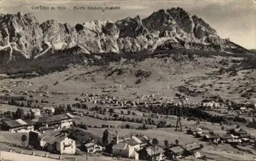 Ak Cortina d'Ampezzo Veneto, Gesamtansicht, Monte Cristalla