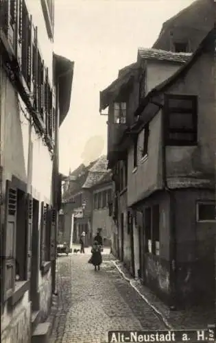 Foto Neustadt an der Haardt Neustadt an der Weinstraße, Blick in die Gasse