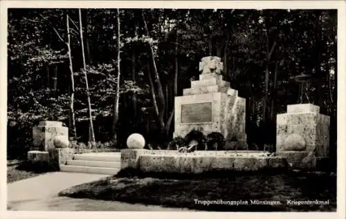 Ak Münsingen in Württemberg, Truppenübungsplatz, Kriegerdenkmal