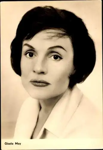 Ak Schauspielerin Gisela May, Portrait, Sommerliebe, Die neue Chefin