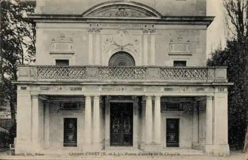 Ak Anet Eure et Loir, Chateau, Portes d'entree de la Chapelle