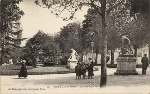 Ak Niort Deux Sèvres, Jardins de la Breche