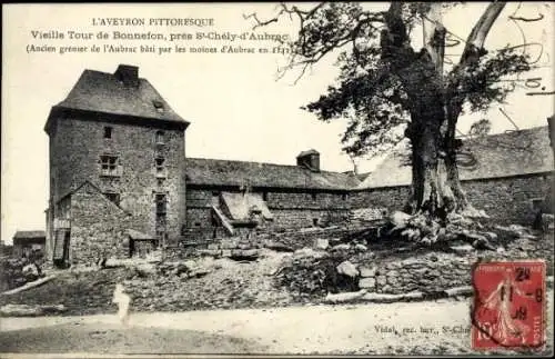 Ak St-Chely-d'Aubrac Aveyron, Vieille Tour de Bonnefon