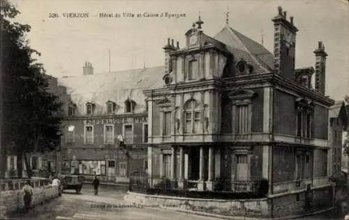 Ak Vierzon Cher, Hotel de Ville et Caisse d'Epargne