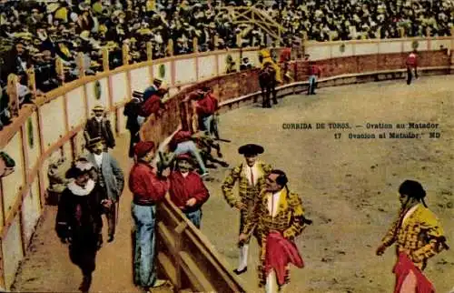 Ak Corrida de Toros, Ovation au Matador