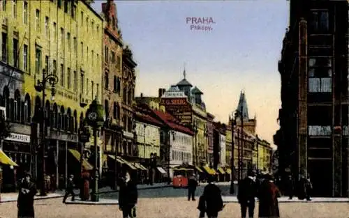 Ak Praha Prag, Straßenpartie, Straßenbahn, Geschäfte