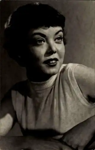 Ak Schauspielerin Gabriele Hoffmann, Portrait, Film Drei Mädchen im Endspiel