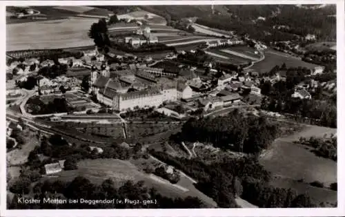 Ak Metten an der Donau Niederbayern, Fliegeraufnahme, Kloster