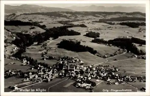 Ak Weiler Simmerberg im Allgäu, Panorama Fliegeraufnahme