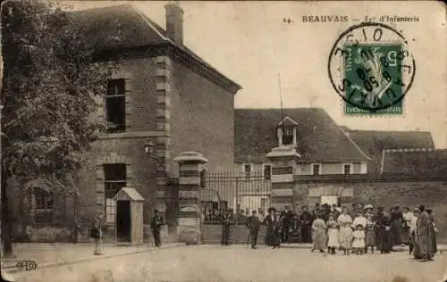 Ak Beauvais Oise, 51e d'Infanterie, Tor