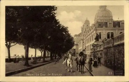 Ak Évian les Bains Haute Savoie, Quai de Blonay, Reiter