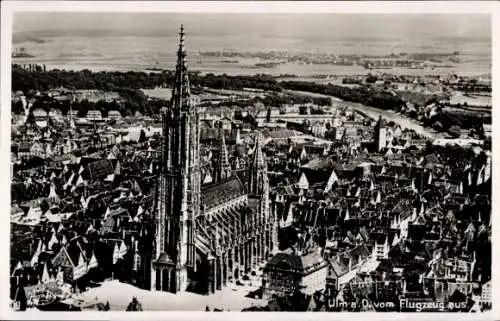 Ak Ulm an der Donau, Fliegeraufnahme, Münster