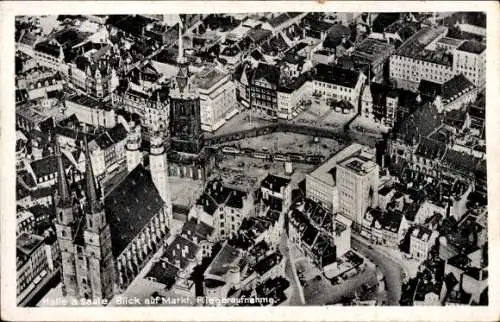 Ak Halle an der Saale, Blick auf Markt und Kirche, Fliegeraufnahme