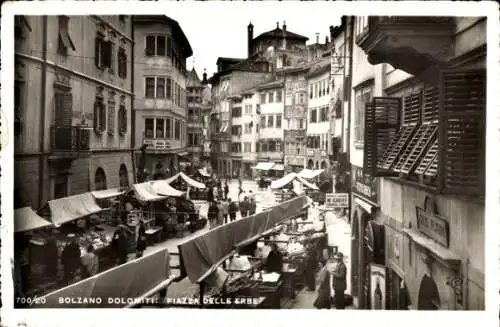 Ak Bozen Bolzano Südtirol, Marktleben, Piazza delle Erbe