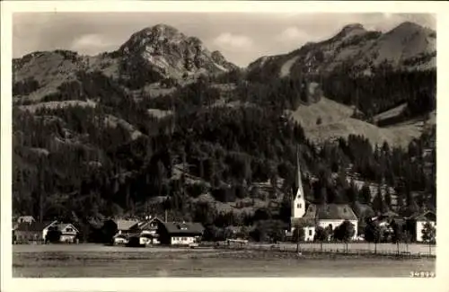 Ak Bayrischzell im Mangfallgebirge Oberbayern, Gesamtansicht, Wendelstein