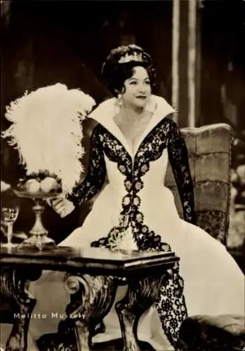 Ak Schauspielerin Melitta Muszely, Filmkostüm