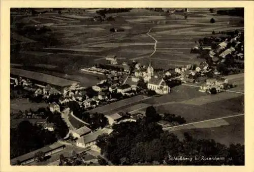 Ak Schloßberg (bei Rosenheim) Stephanskirchen Oberbayern, Fliegeraufnahme