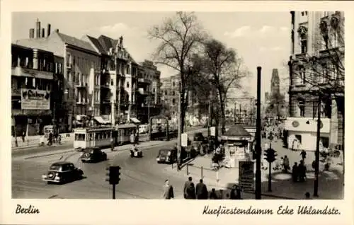 Ak Berlin Charlottenburg, Kurfürstendamm Ecke Uhlandstraße, U Bahneingang, Autos, Fußgänger