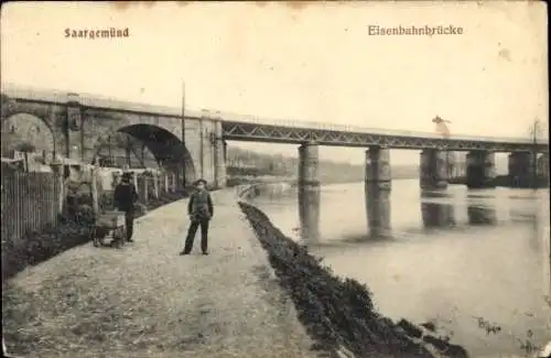 Ak Sarreguemines Saargemünd Lothringen Moselle, Eisenbahnbrücke