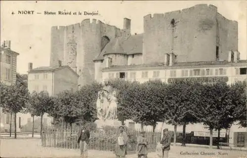 Ak Niort Deux Sèvres, Statue Ricard, Donjon